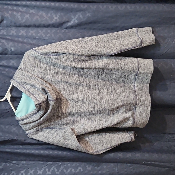 Under Armour large Grey hoodie - Picture 2 of 2